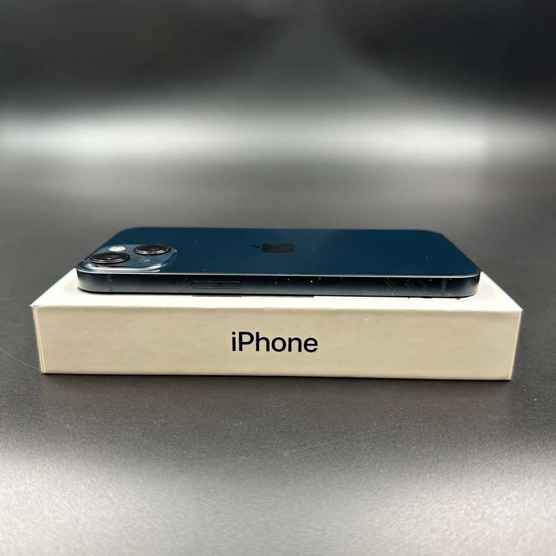 iPhone 13 128GB Midnight