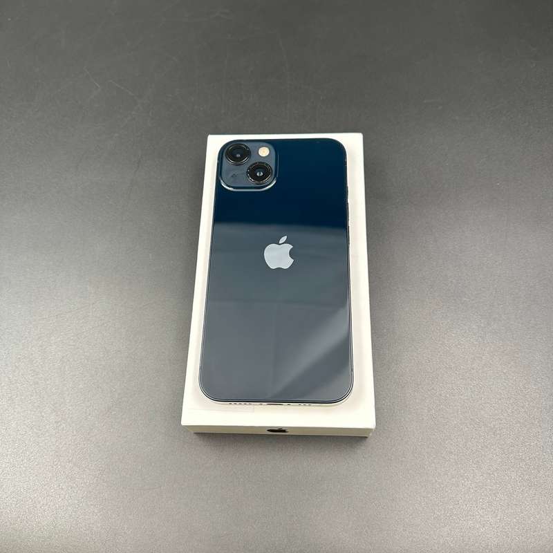 iPhone 13 128GB Midnight