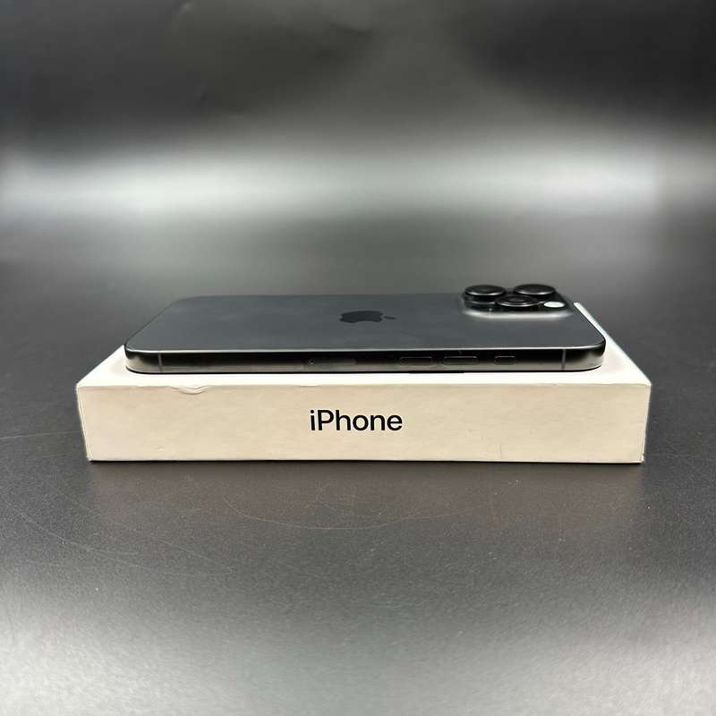 iPhone 16 Pro Max 256GB Black Titanium