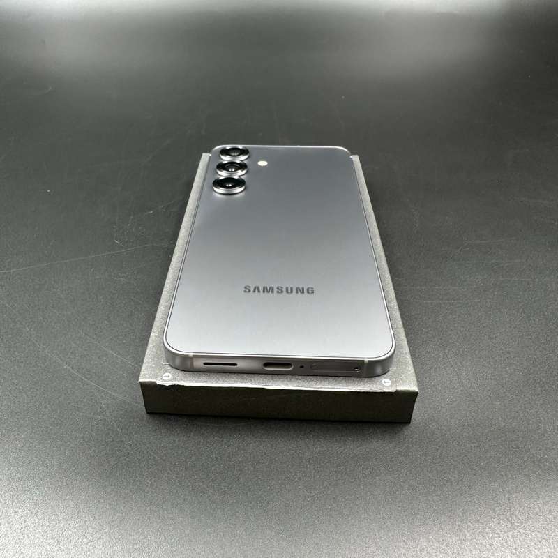 Samsung Galaxy S25 256GB Silver Shadow