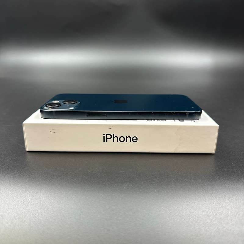 iPhone 13 128GB Midnight