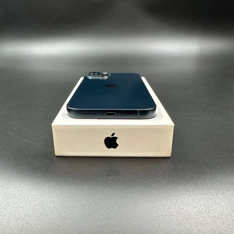 iPhone 13 128GB Midnight