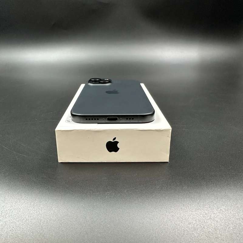 iPhone 15 128GB Black