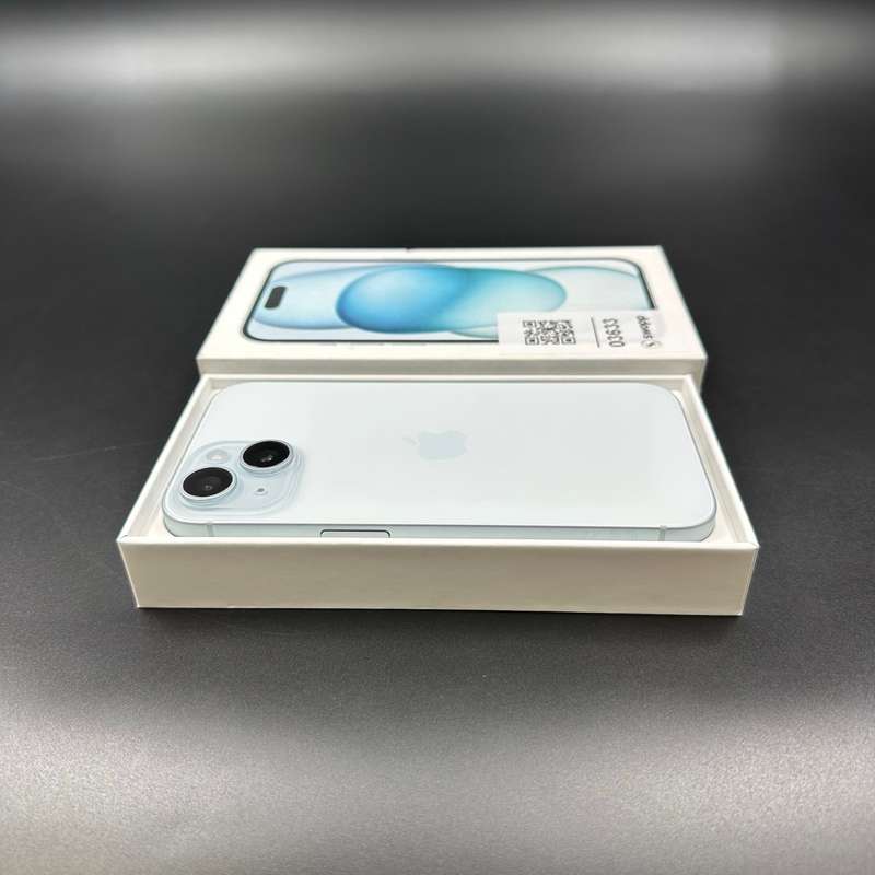 iPhone 15 128GB Blue