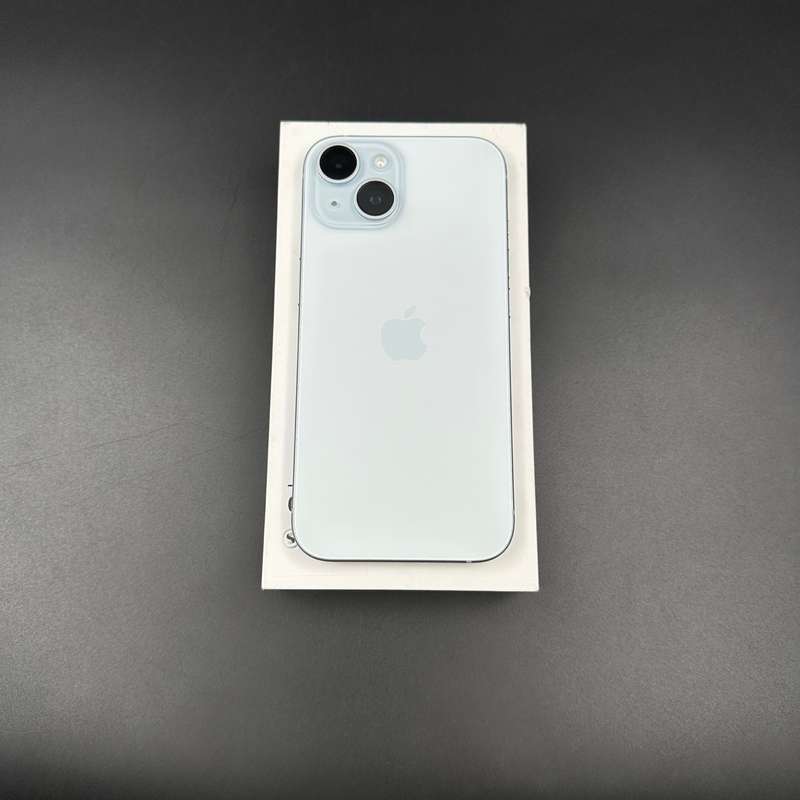 iPhone 15 128GB Blue