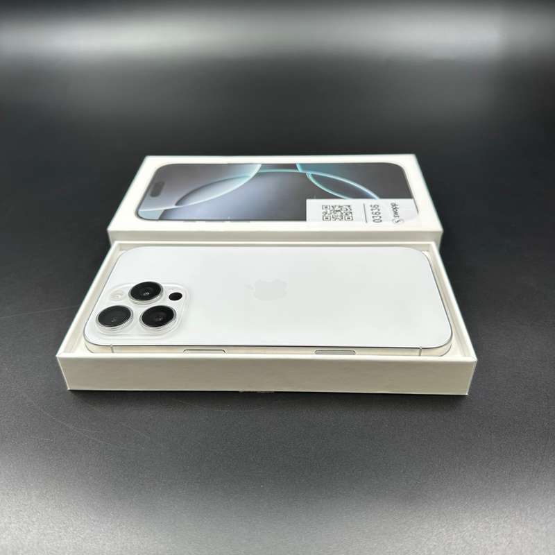 iPhone 16 Pro Max 256GB White Titanium