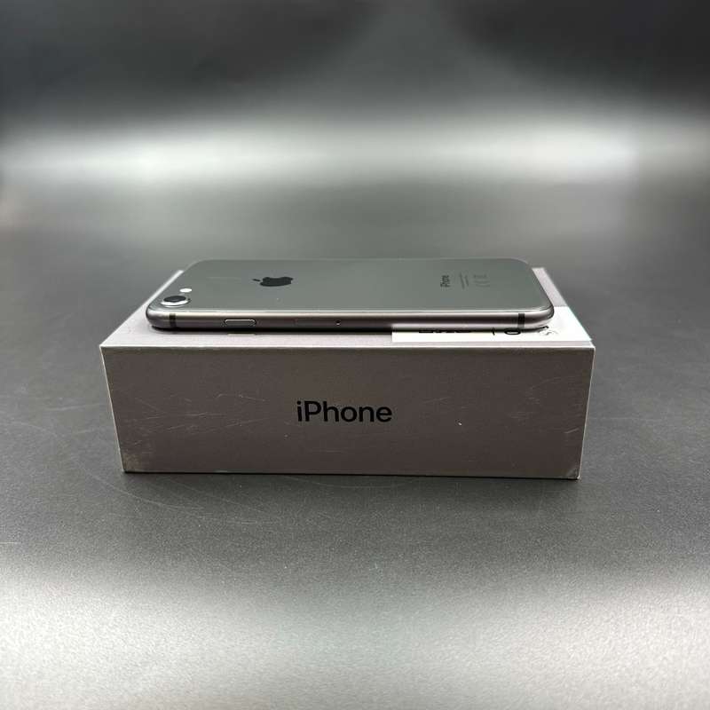 iPhone 8 64GB Space Grey