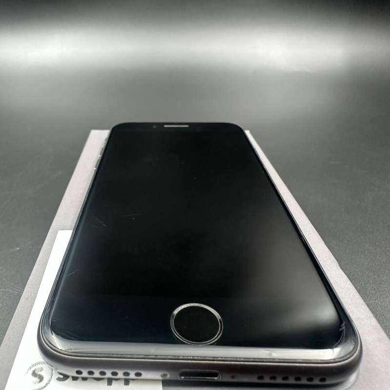iPhone 8 64GB Space Grey