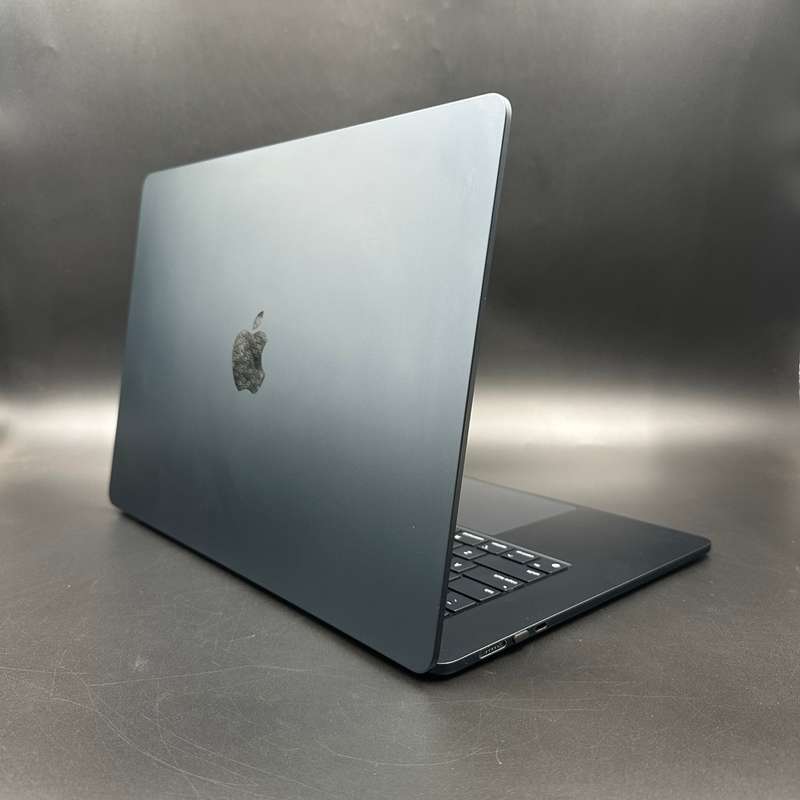 Macbook Air M2 15-inch 256GB Midnight