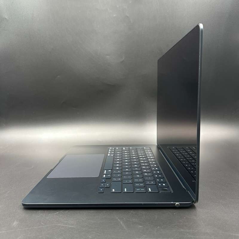 Macbook Air M2 15-inch 256GB Midnight