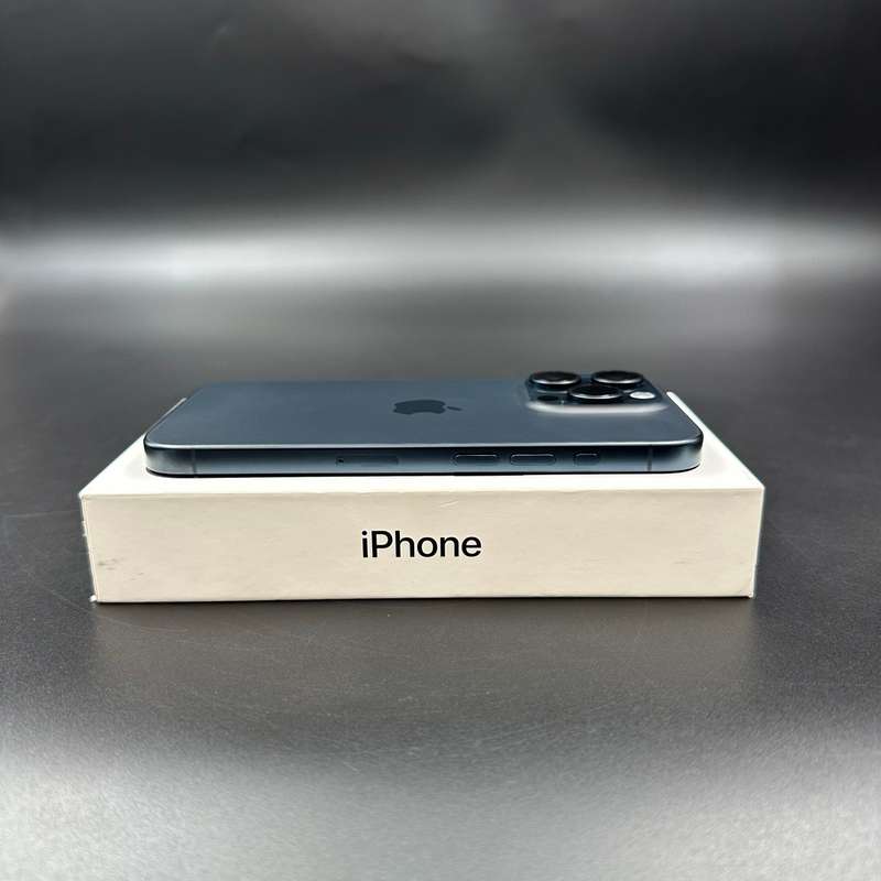 iPhone 15 Pro 256GB Blue Titanium