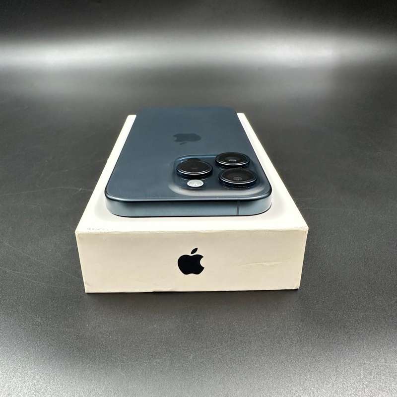 iPhone 15 Pro 256GB Blue Titanium