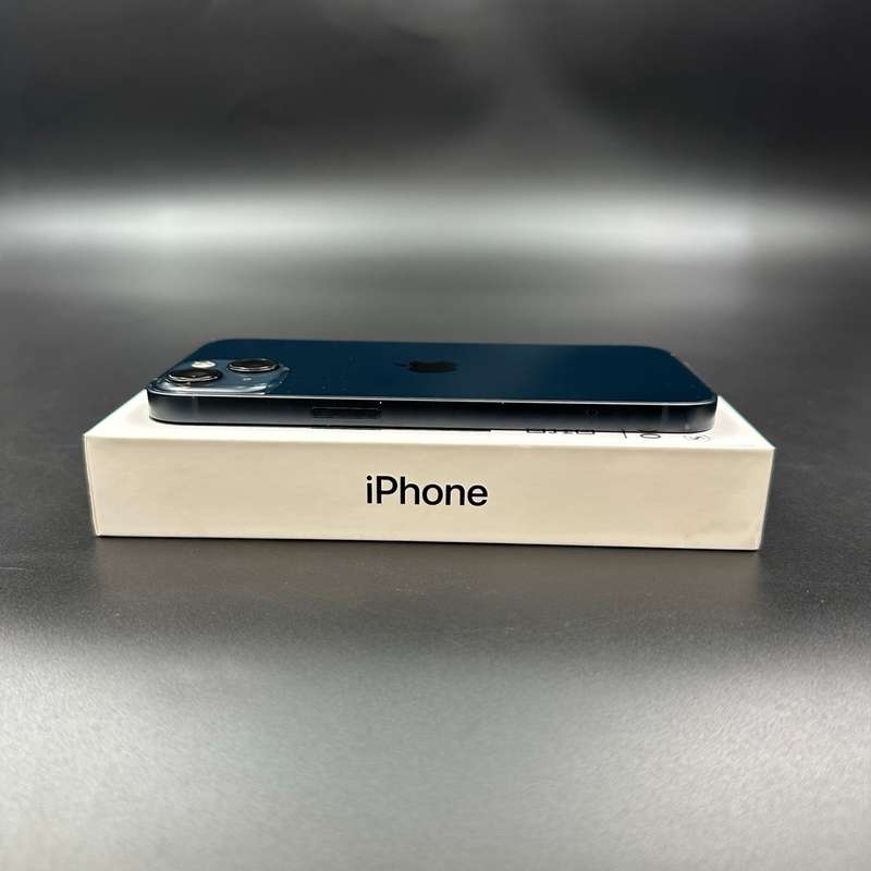 iPhone 13 256GB Midnight
