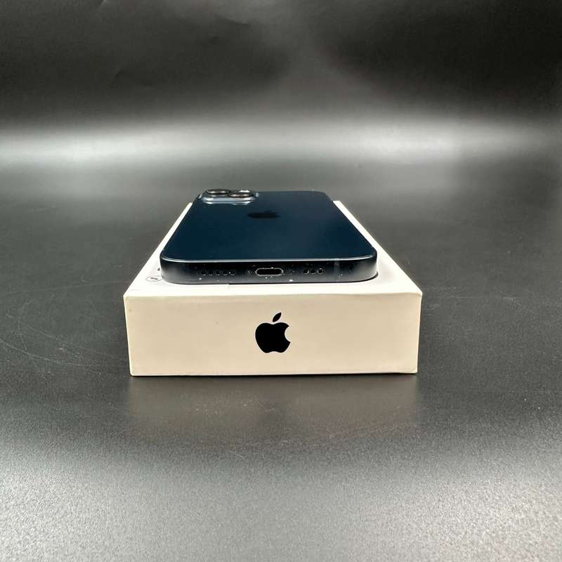 iPhone 13 256GB Midnight