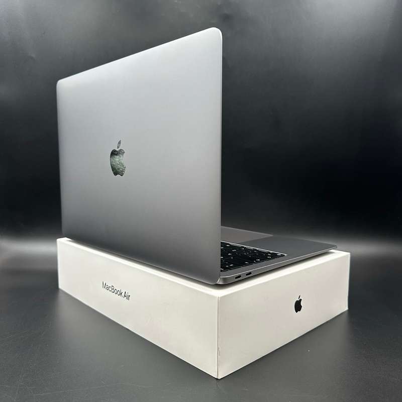 Macbook Air M1 13" 8GB 256GB Space Grey