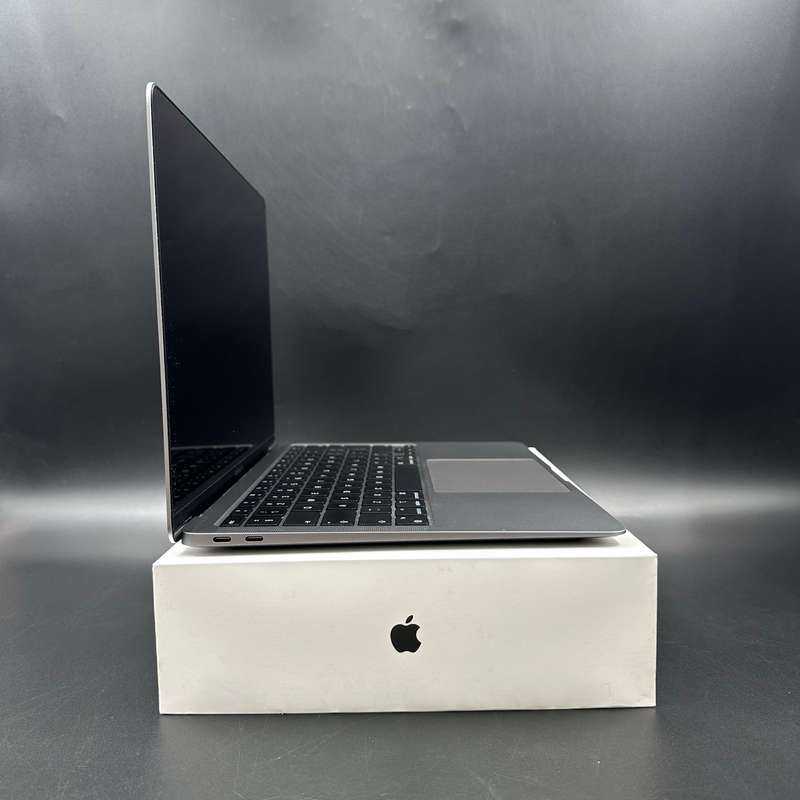 Macbook Air M1 13" 8GB 256GB Space Grey