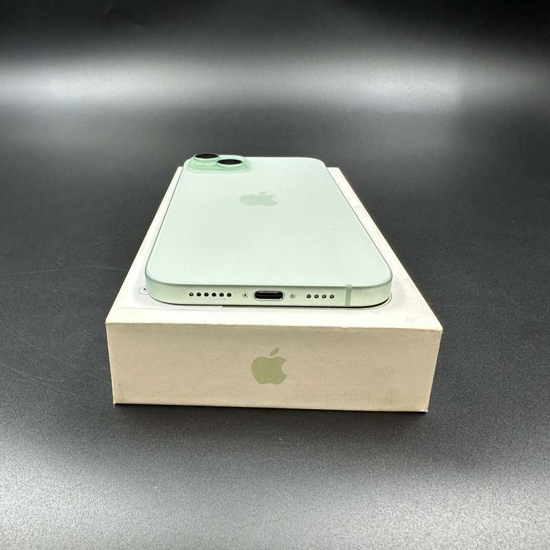 iPhone 15 Plus 256GB Green
