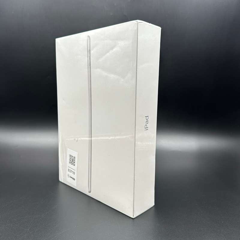 iPad (9th Generation) 64GB WIFI Silver (Brand New / Sealed)