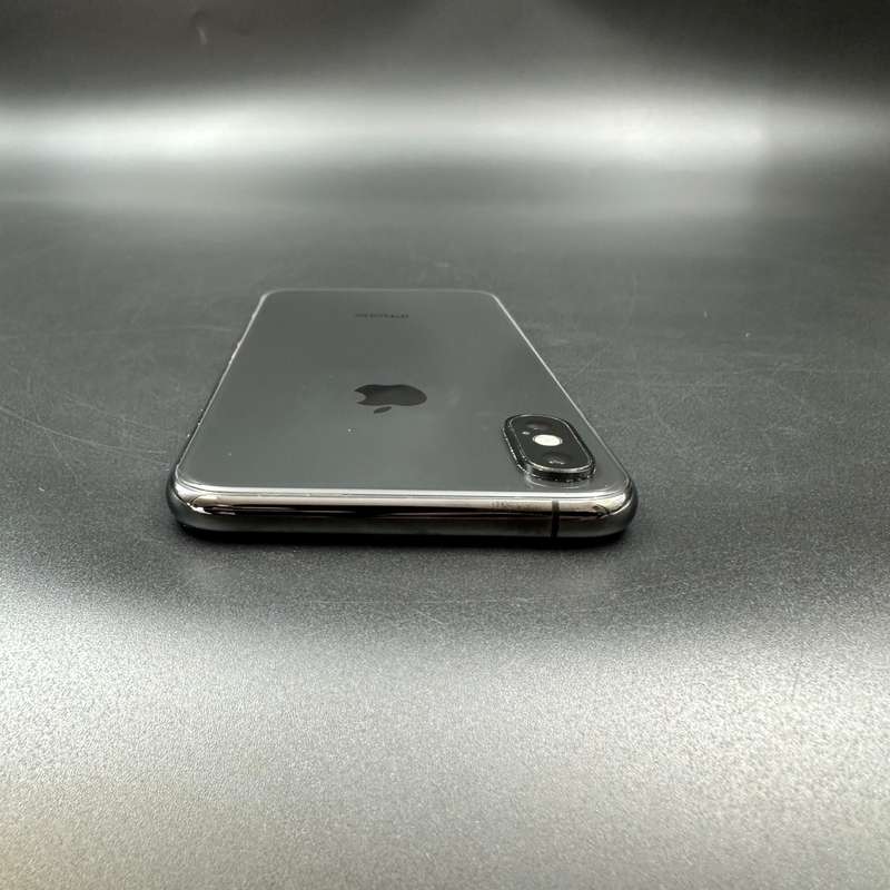 iPhone Xs 64GB Space Grey