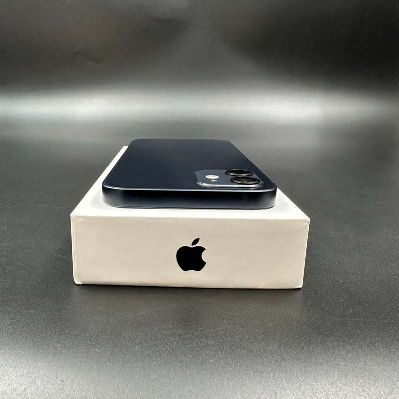 iPhone 12 64GB Black