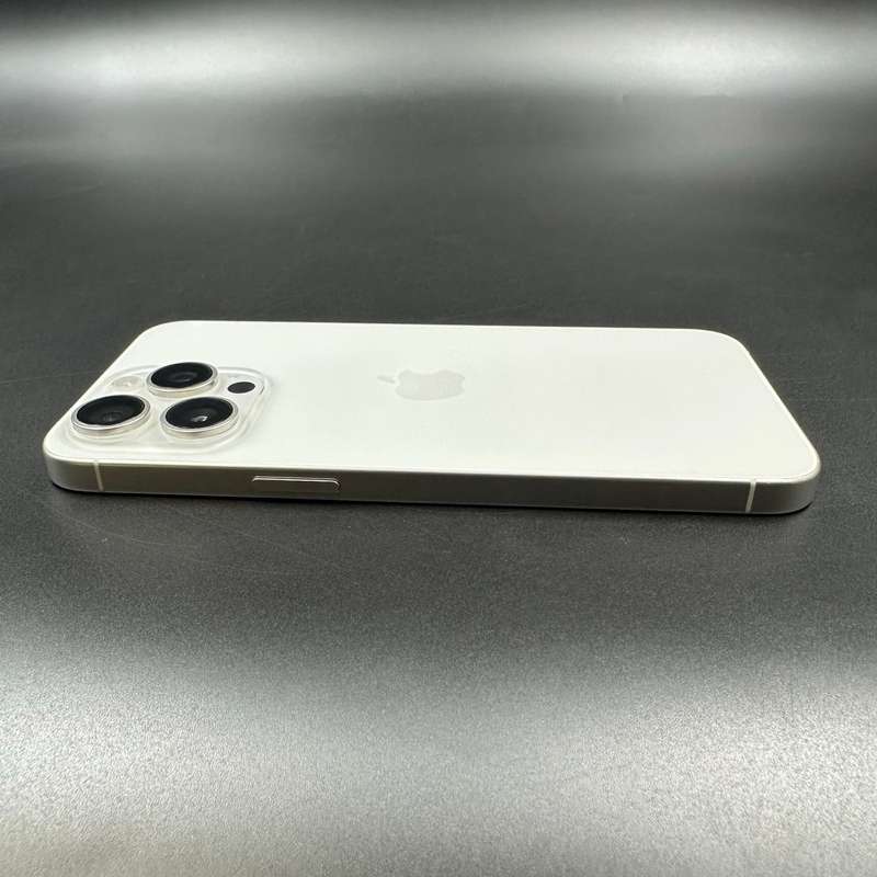 iPhone 15 Pro Max 256GB White Titanium