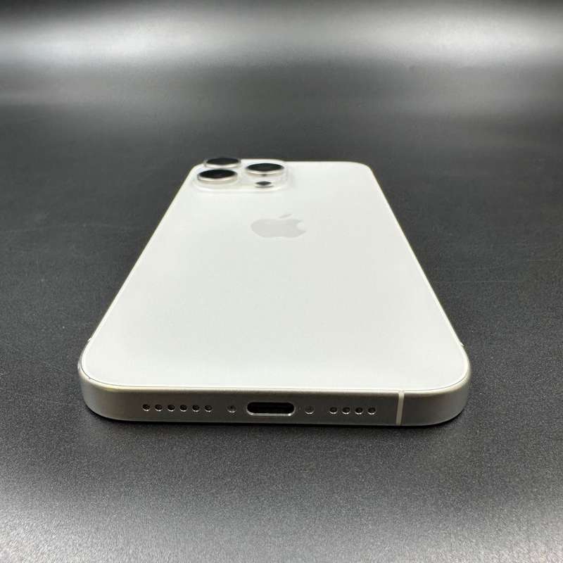 iPhone 15 Pro Max 256GB White Titanium