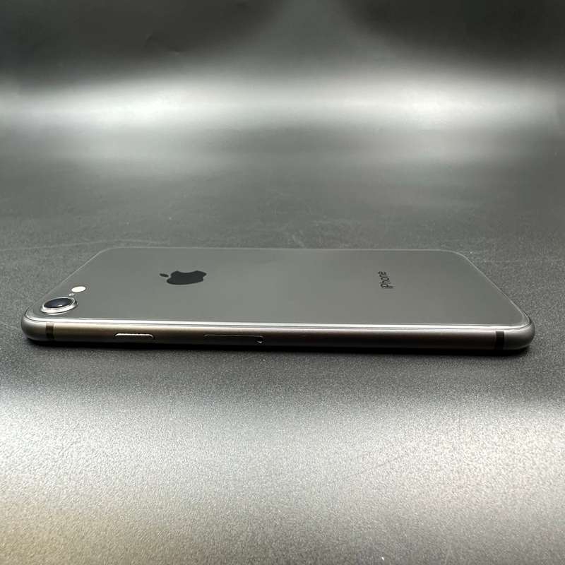 iPhone 8 64GB Space Grey