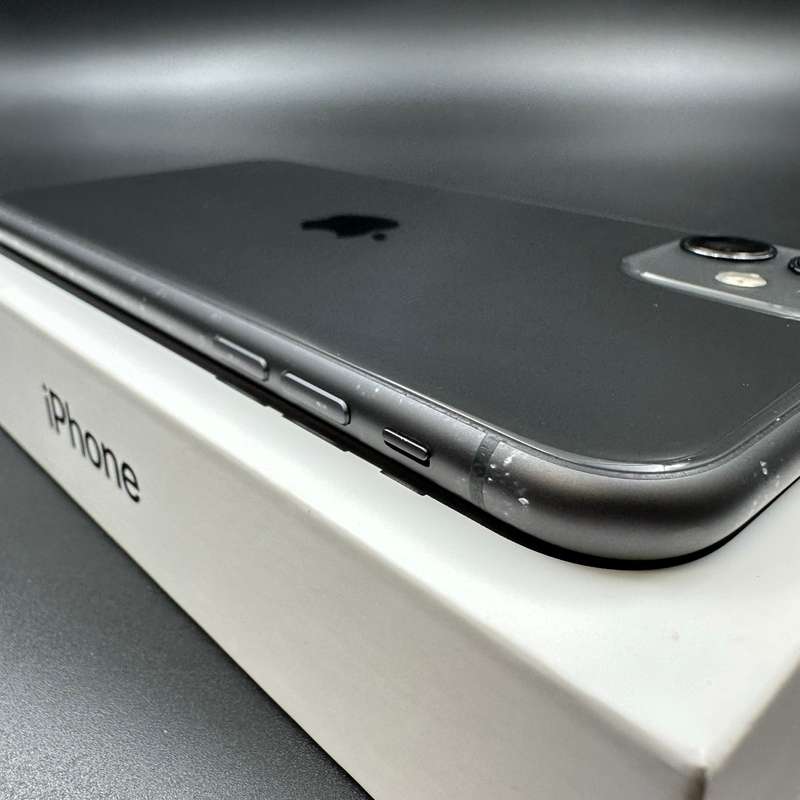 iPhone 11 64GB Black