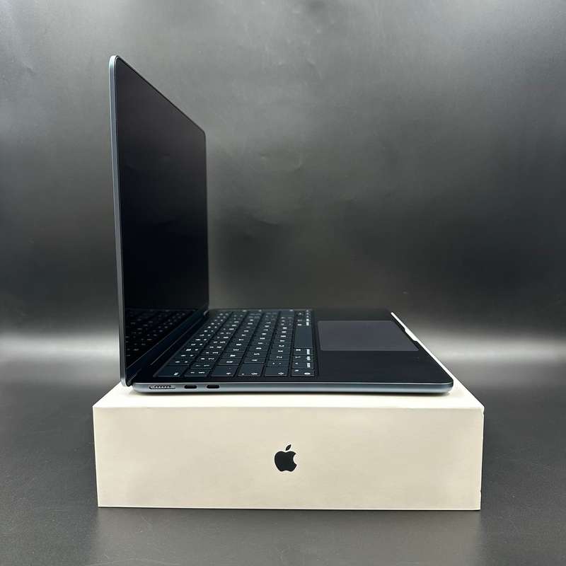 Macbook Air M3 13 16GB Ram 256GB Space Black