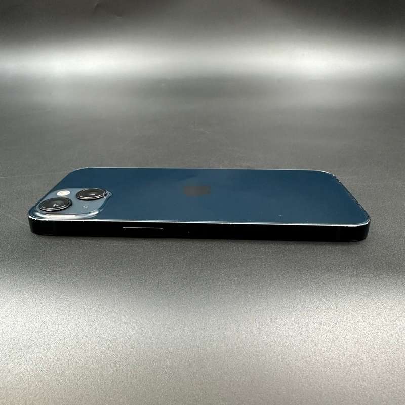 iPhone 13 128GB Midnight