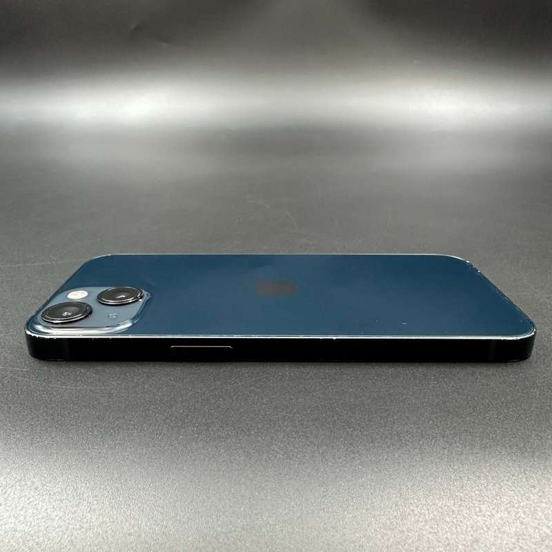 iPhone 13 128GB Midnight