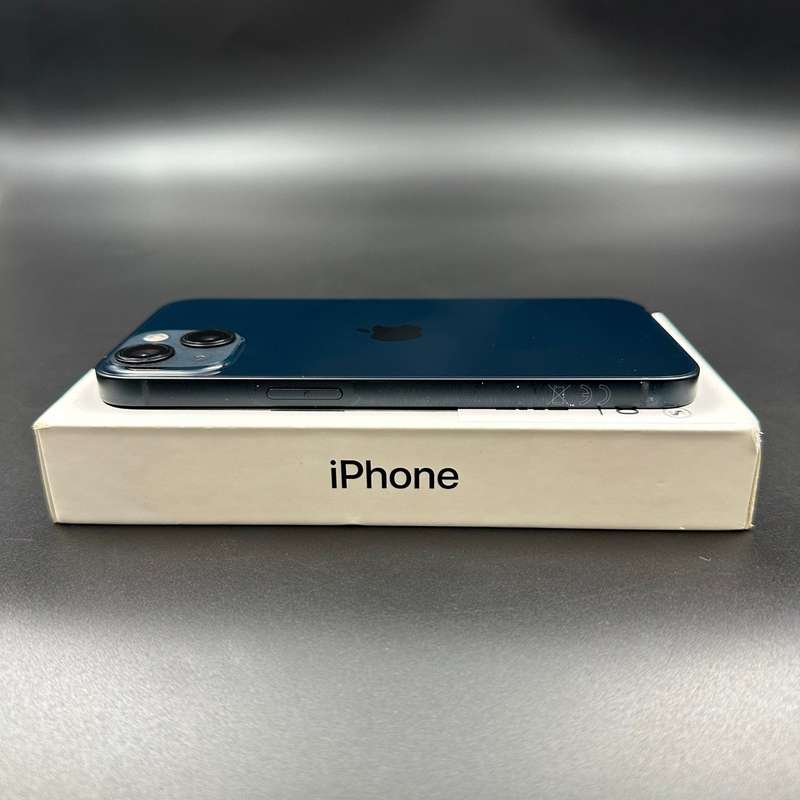 iPhone 13 128GB Midnight