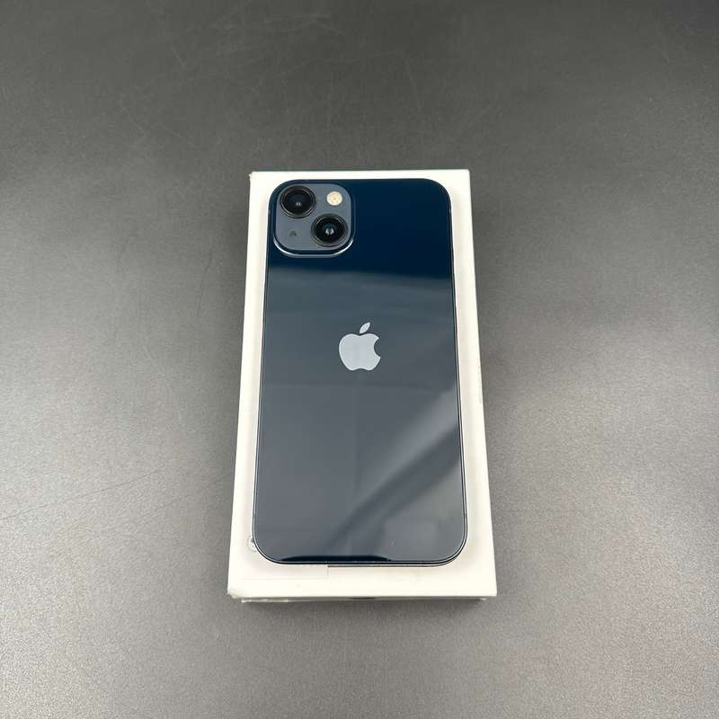 iPhone 13 128GB Midnight