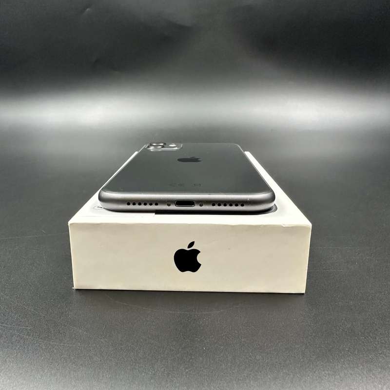 iPhone 11 64GB Black