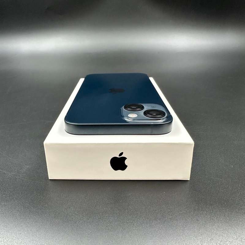 iPhone 13 128GB Midnight