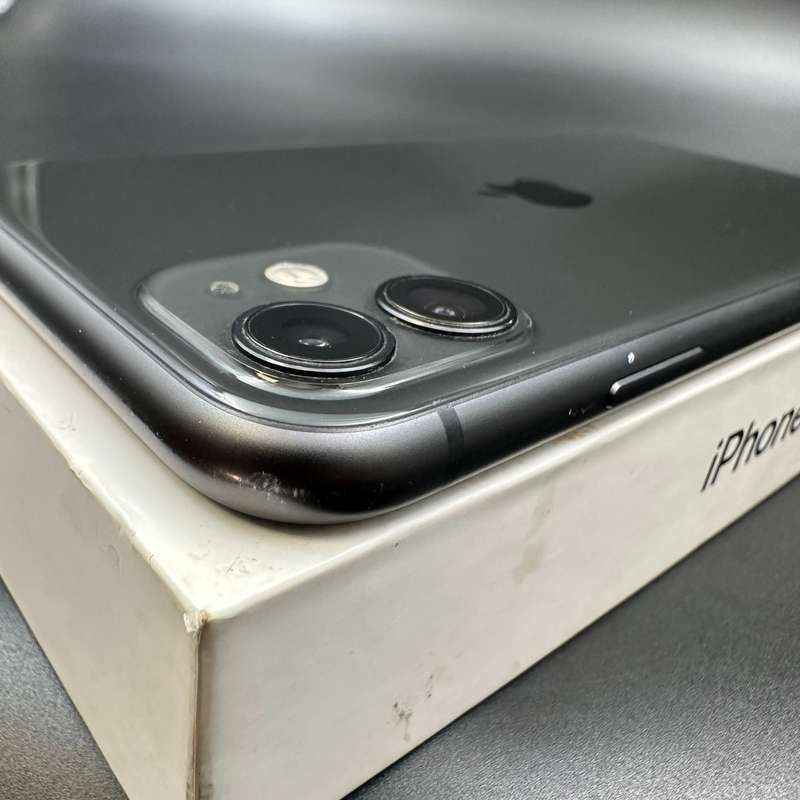iPhone 11 64GB Black