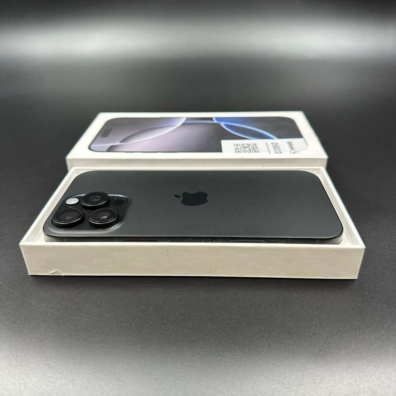 iPhone 16 Pro Max 256GB Black Titanium