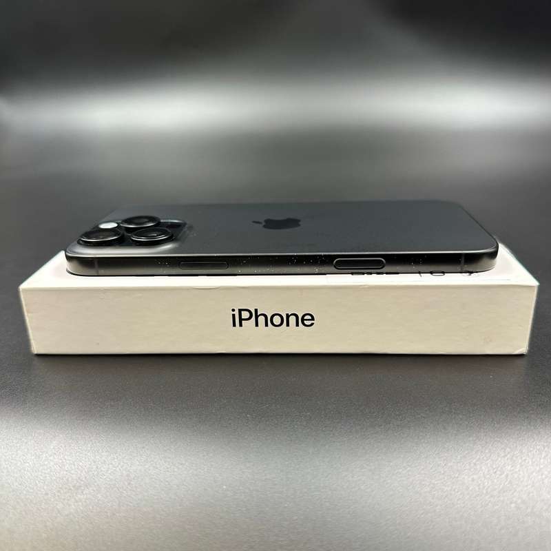 iPhone 16 Pro Max 256GB Black Titanium
