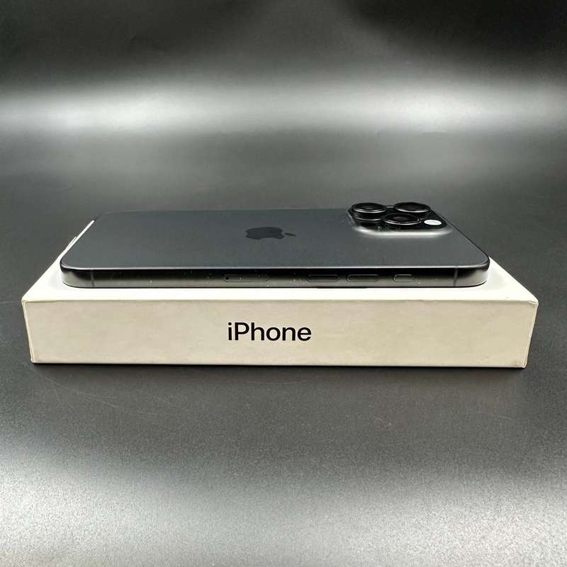 iPhone 16 Pro Max 256GB Black Titanium