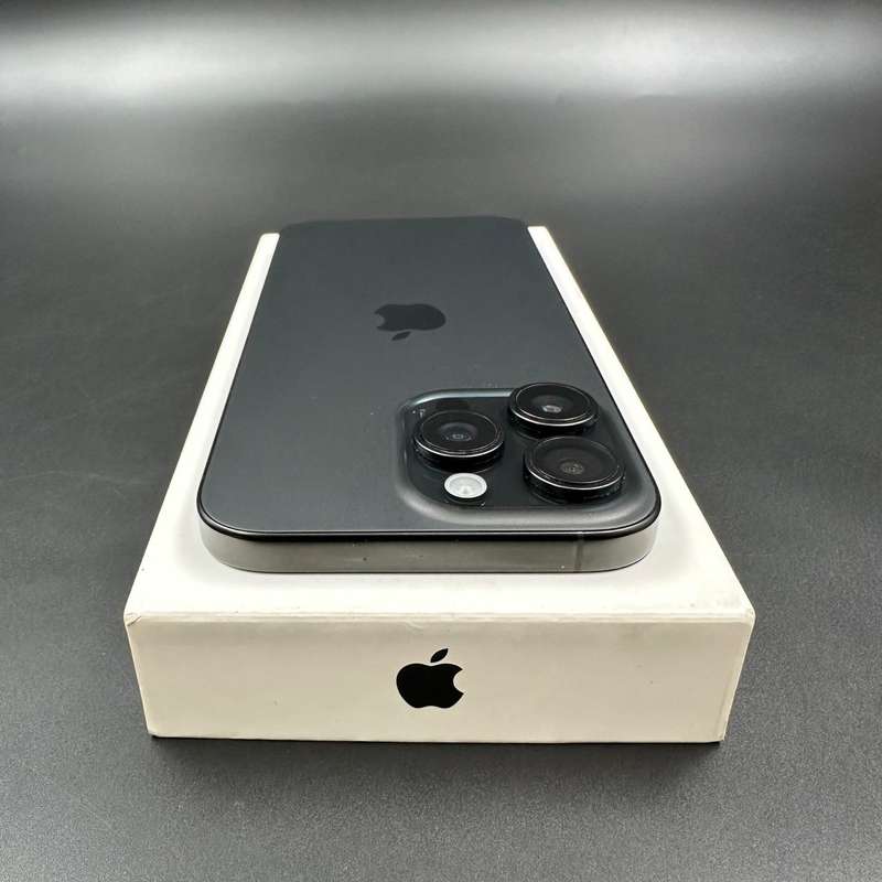 iPhone 16 Pro Max 256GB Black Titanium