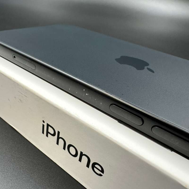 iPhone 15 128GB Black