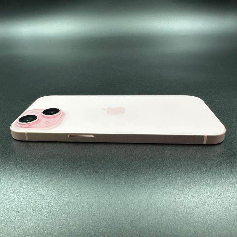 iPhone 15 128GB Pink