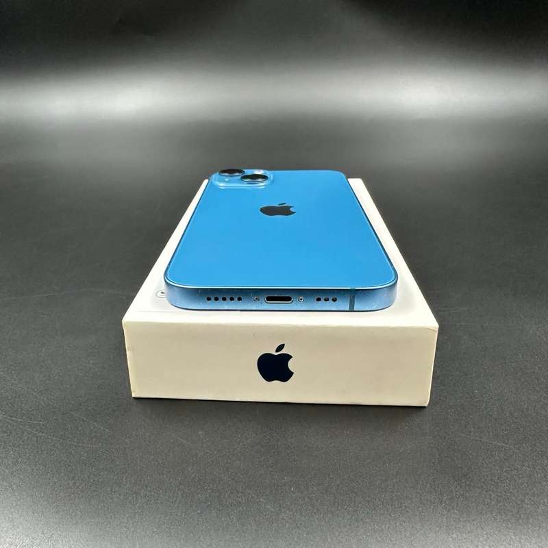iPhone 13 128GB Blue