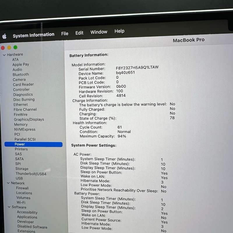 Macbook Pro 14" M1 Pro Silver 16GB Ram | 512GB SSD Silver