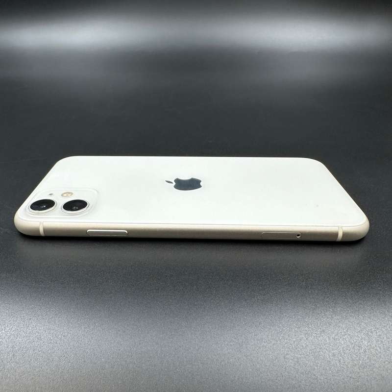 iPhone 11 64GB White