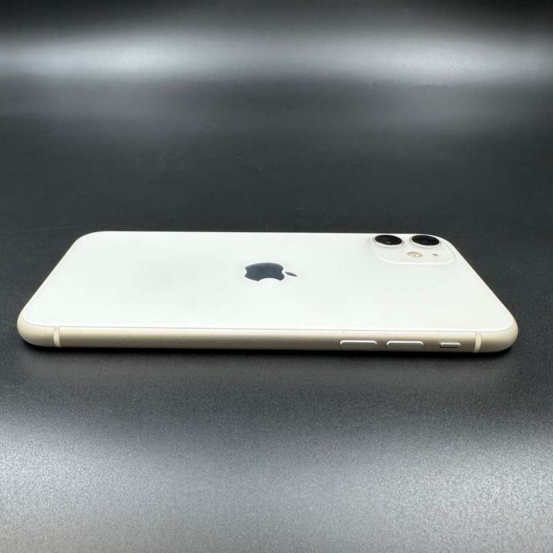 iPhone 11 64GB White