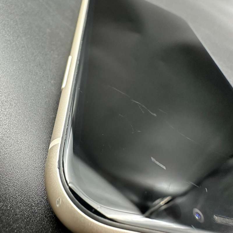 iPhone 11 64GB White