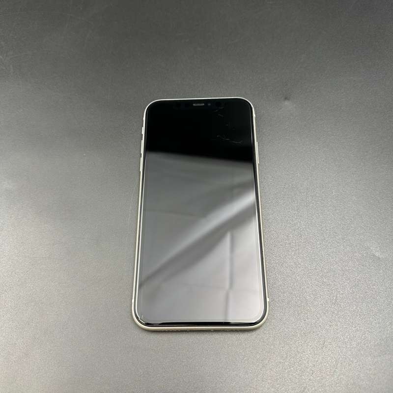 iPhone 11 64GB White