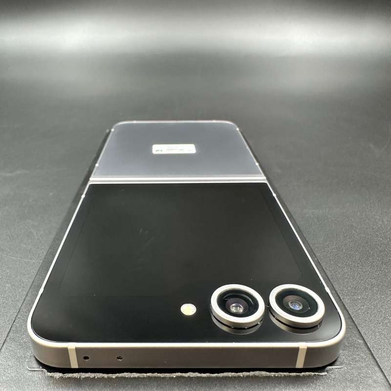 Samsung Z Flip 6 256GB Silver Shadow