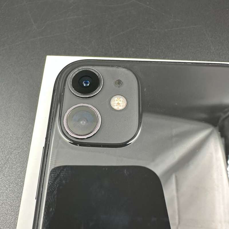 iPhone 11 64GB Black